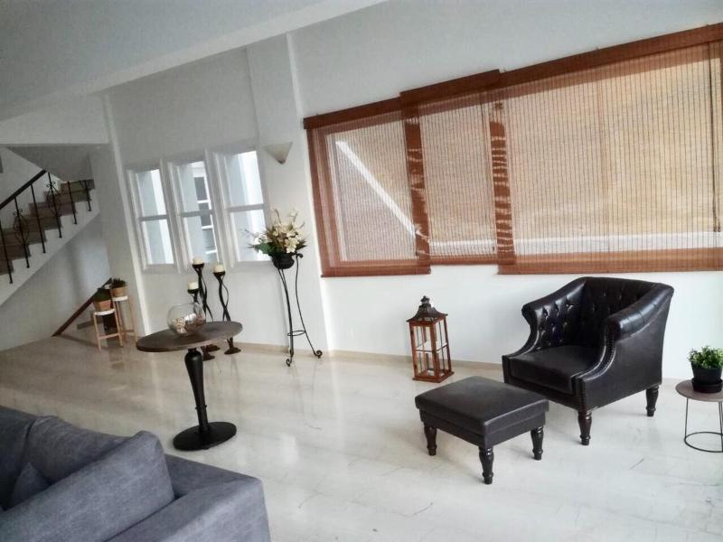 מאליה Pasiphae Hotel מראה חיצוני תמונה